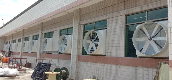 車間空氣不流通選擇什么設(shè)備排風